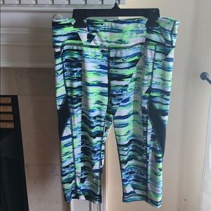 Athletic Capri Leggings